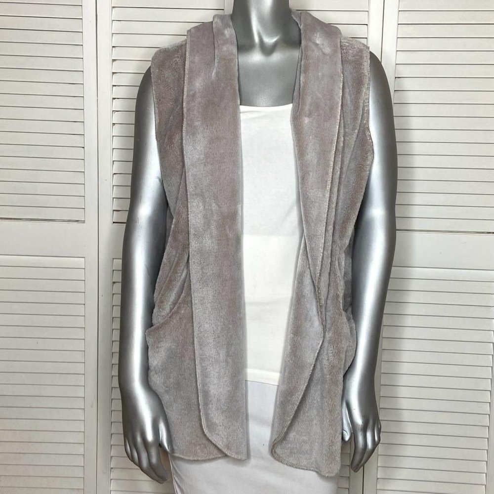 BIT & BRIDLE Light Gray Draped Faux Fur Hooded Fleece Open Sleeveless Vest M